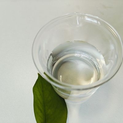 PEG-10 Dimethicone Αδιάλυτο στο νερό W/O Εμυλιστές Οργανικό έλαιο σιλικόνης Μελαχρινή και γυαλιστερή αίσθηση για τα μαλλιά