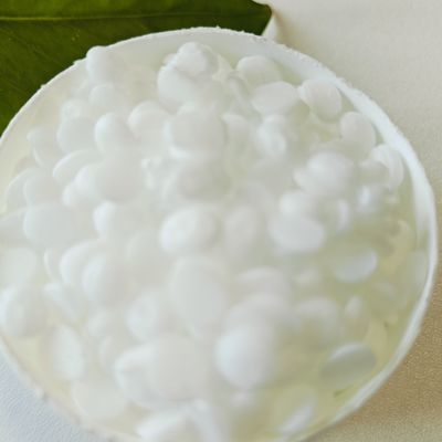 Αλκοόλη Cetearyl Cetearyl Glucoside Φυσικοί γαλακτωματοποιητές Λευκό / κίτρινο Εξαιρετική συμβατότητα για καλλυντικά